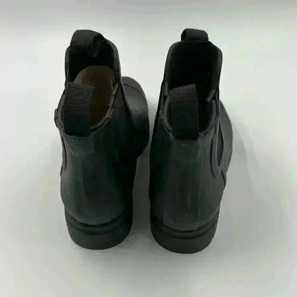 🆕Everlane rubber ankle boots. Stylish for those rainy, muddy or slushy d… - Picture 3 of 7